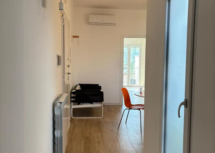 Casa Quintino Sella 208 *